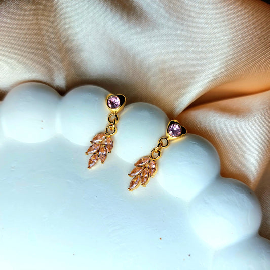 Minimal drop earring